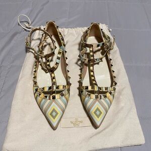 Valentino Flats